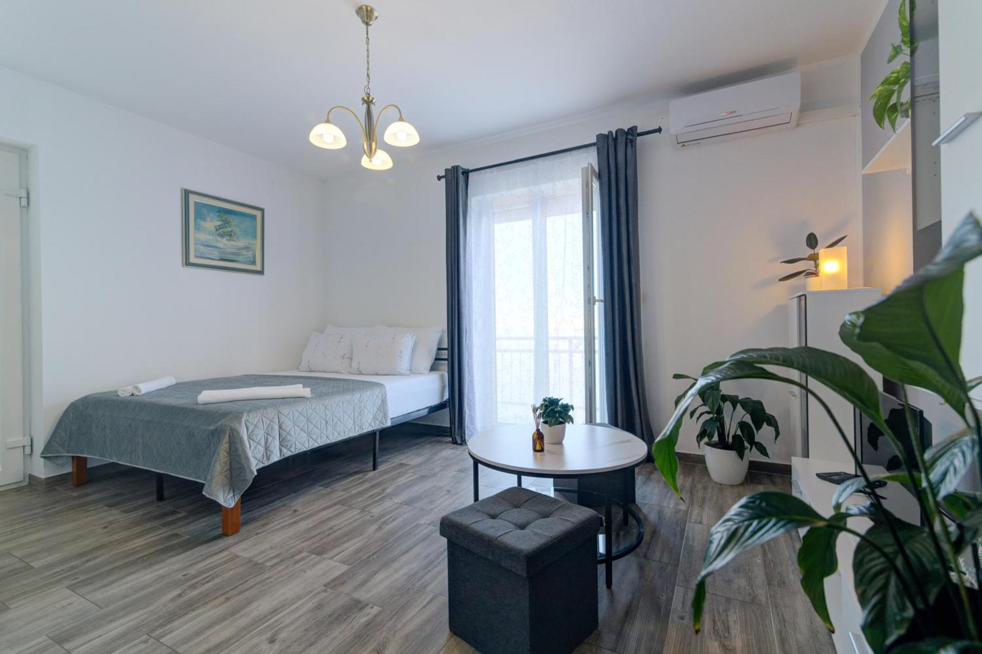Ivan Apartman เซนญ์ ภายนอก รูปภาพ