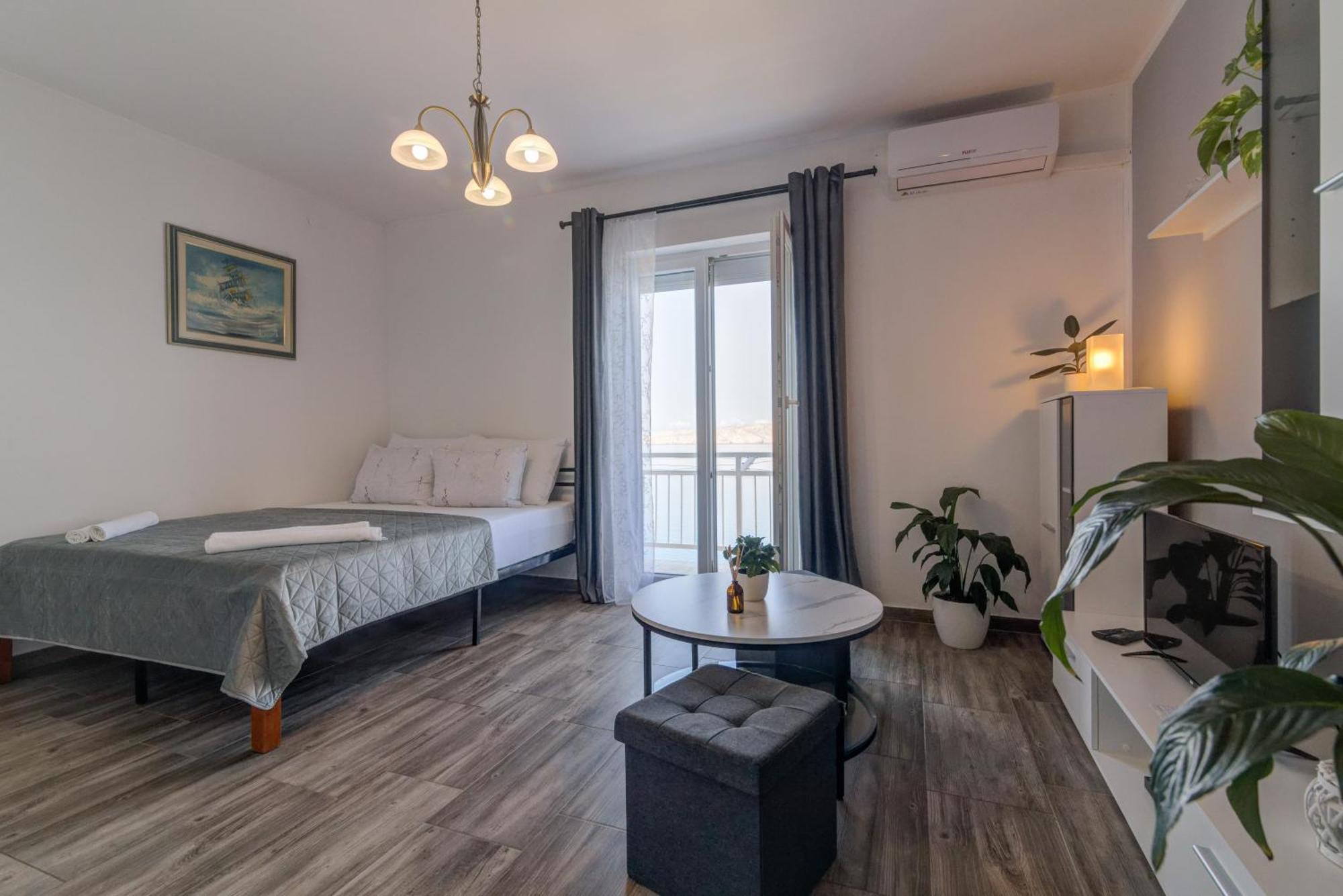Ivan Apartman เซนญ์ ภายนอก รูปภาพ