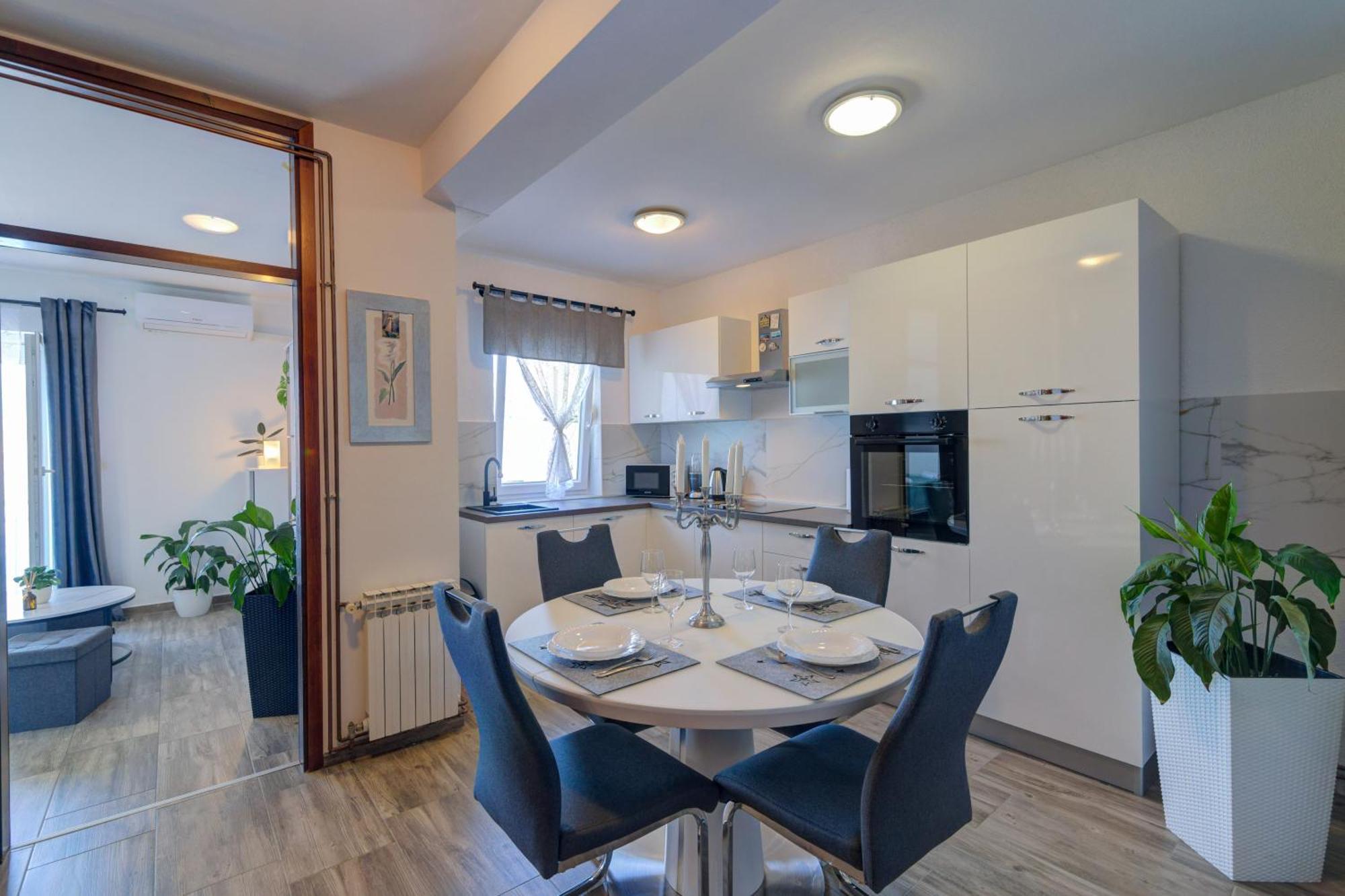 Ivan Apartman เซนญ์ ภายนอก รูปภาพ